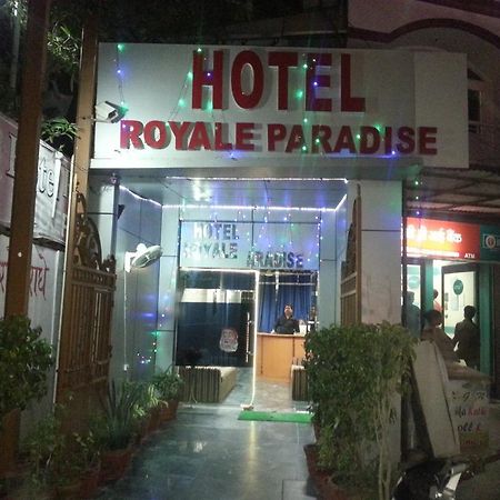 Hotel Royale Paradise Нойда Екстер'єр фото